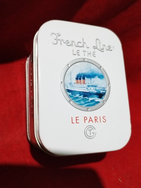 Patru cutii din tabla pentru ceai French Line