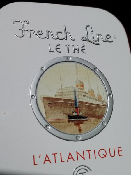 Patru cutii din tabla pentru ceai French Line